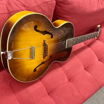 Silvertone H708 by Harmony Acoustic Archtop Guitar 1947 - Sunburst image 7