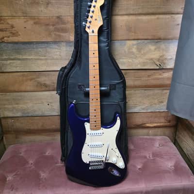 2001 Fender Standard Stratocaster SSS MN - Midnight Blue image 20