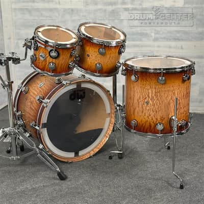 DW Collectors VLT 333 Maple 4pc Drum Set Almond Burst over Super Quilted Maple image 3