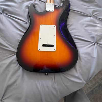 Fender deluxe 93/98 sunburst image 6