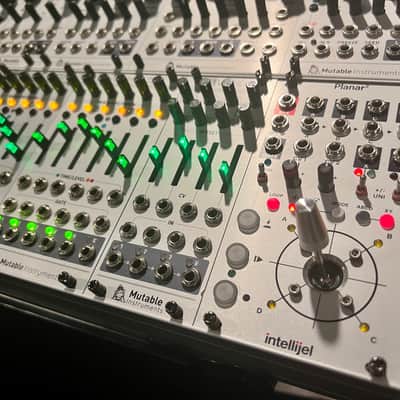 Immagine Mutable Instruments Eurorack Modular System  162HP with 6U Case - 18