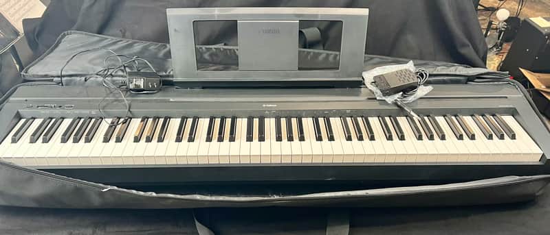 Yamaha P45B 2023 - Black image 1