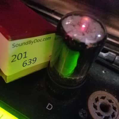 Ken-Rad VT-107A tNOS AT1000 TESTED Vacuum Tube military Premium Beam Power 6V6 1942-1948 image 3