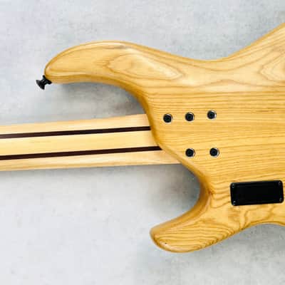 AC Guitars RetroB 5/35 Custom Figured Maple 5-String 2025 - Green Burst image 16