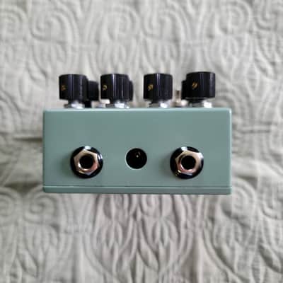 Walrus Audio Lore Reverse Soundscape Generator *MINT* 2022 - Present - Muted Green / Dark Green Fairy image 4