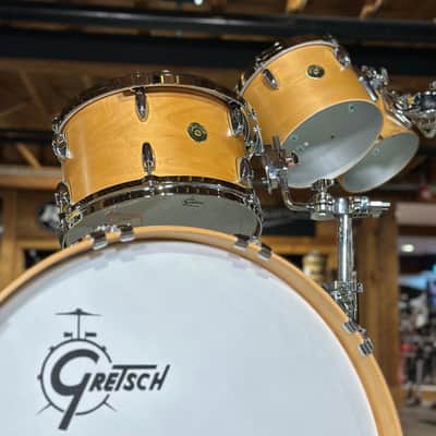 Gretsch USA Custom 6pc Taylor Hawkins Style Drum Set image 2