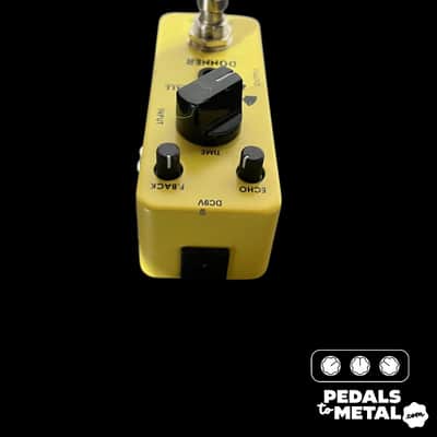 Donner Yellow Fall Analog Delay -x10585 image 3