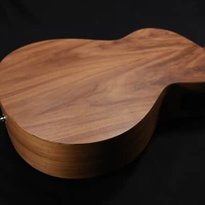 Taylor Academy 12e-N Grand Concert Acoustic-Electric Guitar Natural 069 image 5