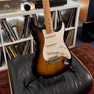 Fender Custom Shop 50th Anniversary 1954 Masterbuilt Stratocaster 2004 - Sunburst image 4
