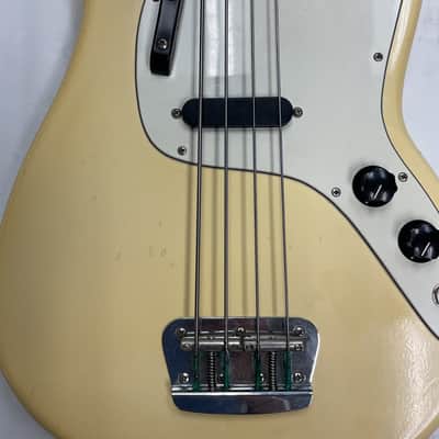 Fender Musicmaster Bass 1975 - Olympic White image 4