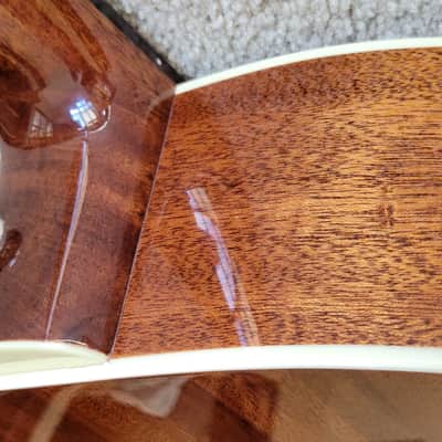 Guild B-140E Acoustic Electric Bass Guitar, Natural Finish, Guild Gig Bag image 13