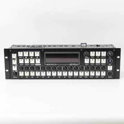 【未使用品】KORG STEP SEQUENCER SQ-1 Korg CV Sequencer and Sync Box (SQ1), small : Amazon.ca: Musical