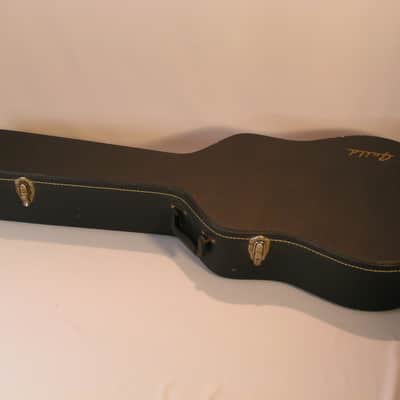 Original hardcase Guild Westerly 1990' dreadnought 6 or 12 cordes image 3