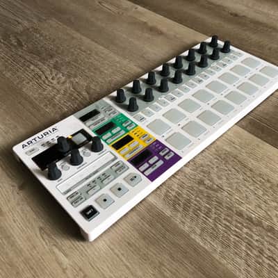 Arturia BeatStep Pro w/ Original Box & All Accessories (Read) image 7