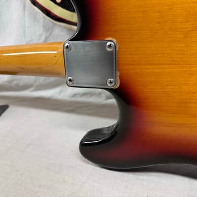 Fender USA SRV Stevie Ray Vaughan Signature Stratocaster Guitar with DiMarzio Hot Rails pickups + Case 1994 - 3-Color Sunburst / Pau Ferro fingerboard image 12