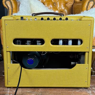 Victoria 35210-T Tweed Super Amp 2x10 Tube Combo Amplifier W/ Factory Reverb! image 2
