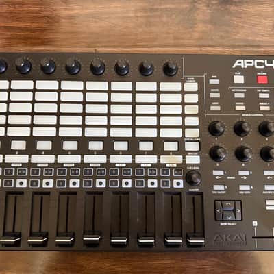 Akai APC40 MKII with decksaver cover image 2