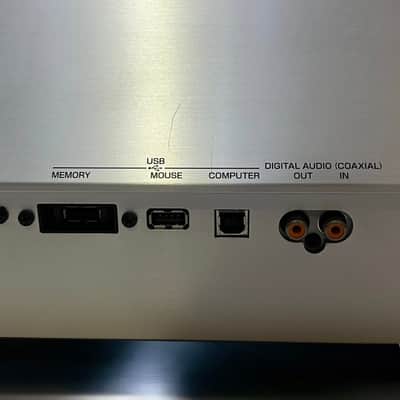 Roland Fantom-G8 88-Key Workstation Keyboard 2008 - 2012 - Silver image 3