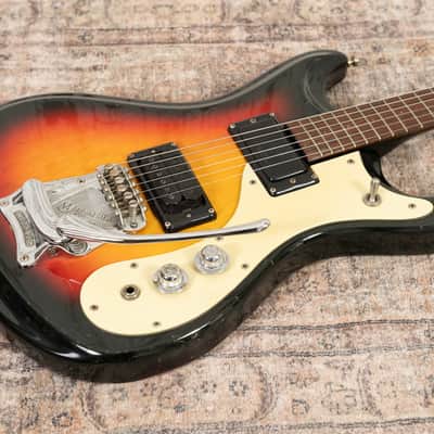 Mosrite Ventures Mark V - 1967 - Sunburst image 17