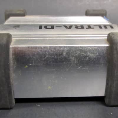 Used Behringer Ultra-DI DI100 Active Direct Box VGC image 5
