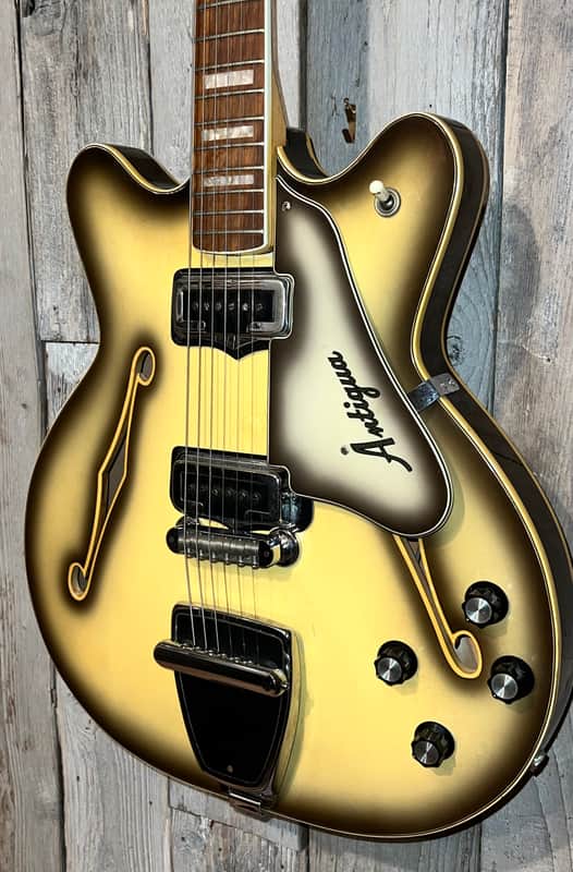 Excellent 1968 Fender Coronado II with Rosewood Fretboard | Reverb