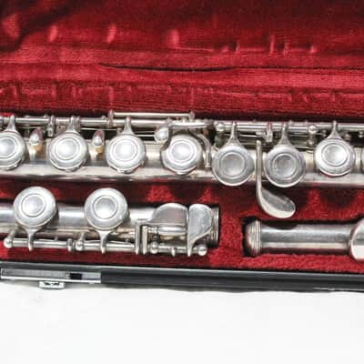 Yamaha YFL-211S flute - in original case image 2