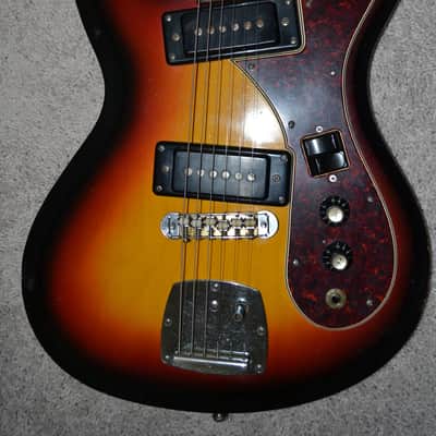 Univox Hi-Flier 1968 sunburst vintage electric guitar phase 1 image 2