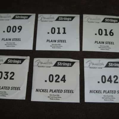 ONE SET new old stock Fender Nickel Plated Steel Electric Guitar Strings (gauge 9 set: 9, 11, 16, 24, 32, 42) P/N: 086-8204-103 and new Fender String Winder (for electric & acoustic guitar) - Model #: 0991028010 image 6