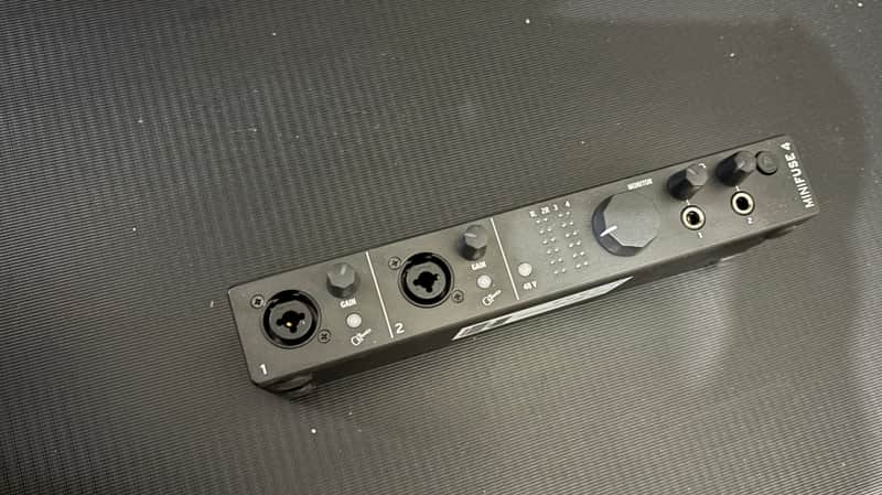 Arturia MiniFuse 4 USB-C Audio Interface 2021 - Present - Black image 1