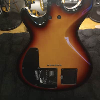 Line 6 Variax 500 2000's - sunburst image 8