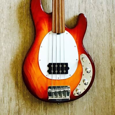 Ernie Ball Music Man Stingray 4 Fretless Bass 1997 image 2
