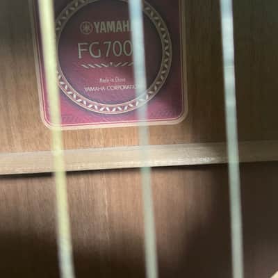 Yamaha FG700S Folk Acoustic Guitar 2010s - Natural image 8