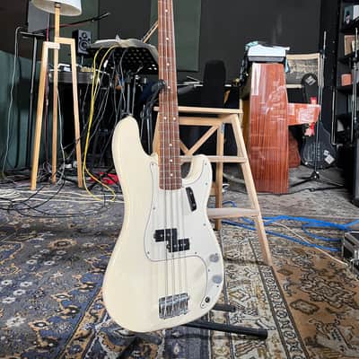 Fender Precision Standard 1993 white Mexico MIM image 4