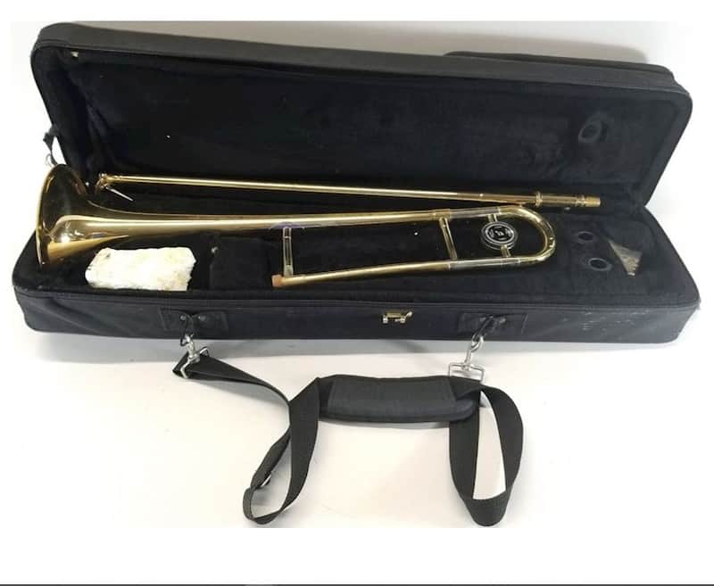 Britton tenor trombone with soft case and mouthpiece, good condition image 1