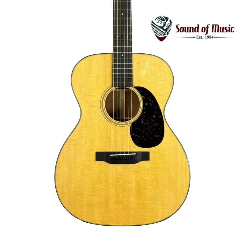 Martin 000-18 Acoustic Guitar W/Hardshell Case - Natural image 1