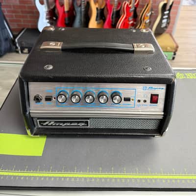 Ampeg Micro VR 200-Watt Compact Solid State Bass Amp Head image 2