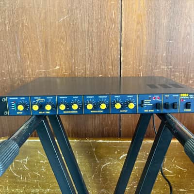 Korg SDD-1000 VINTAGE DIGITAL DELAY RACK UNIT image 2