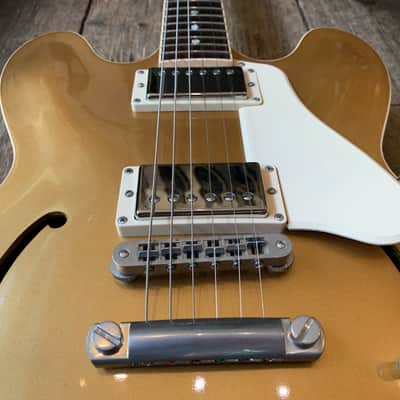 2013 Limited Edition Gibson ES-335 Dot in Gold finish with hard shell case image 8