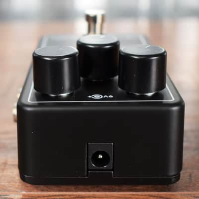 Electro-Harmonix EHX The SILENCER Noise Gate & Effects Loop Guitar & Bass Effect Pedal image 5