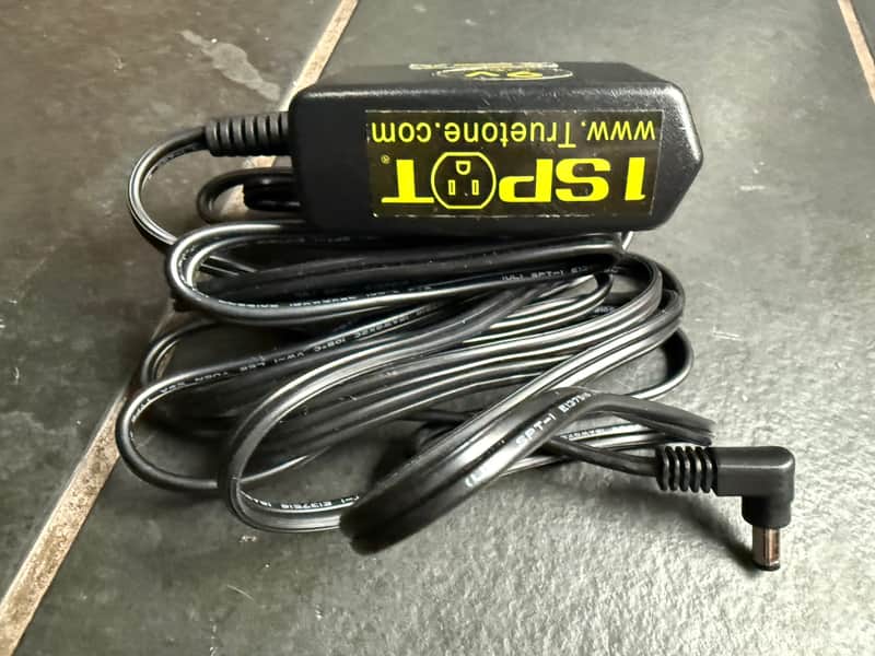Truetone 1 SPOT Power Supply 9V - Black