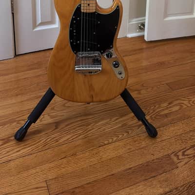 1978 Fender Mustang with 60s Case image 2