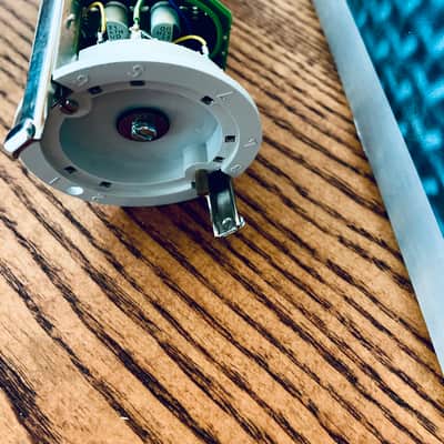 Neumann TLM67 2023 - Internal Electronics Assembly image 5