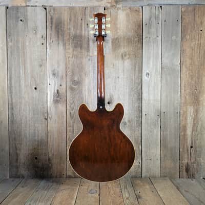 Gibson ES-330 with Factory Bigsby - All Original 1966 - Sunburst image 4