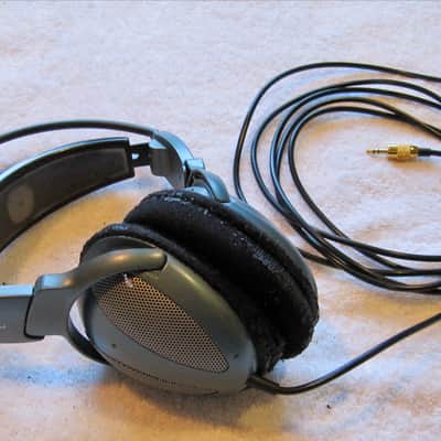 Nady QH 460 wired headphones image 3