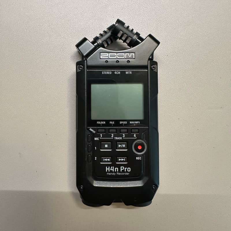 Zoom H4n PRO Handy Digital Multitrack Recorder image 1