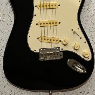 Squier by Fender  Stratocaster 1993/94 image 2