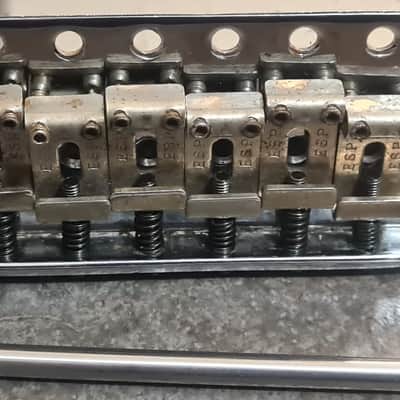 Original 1980s Fujigen MIJ ESP Stratocaster tremolo bridge - Incredibly rare piece... imagen 9