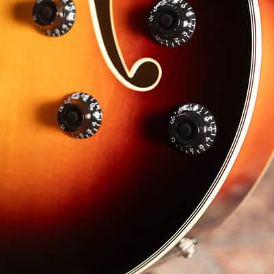 Eastman AR372CE-SB Kent Armstrong Signature 16" Archtop Electric Guitar - Sunburst image 15