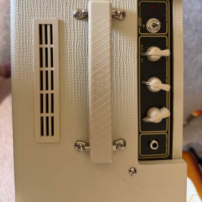 Vox AC4TV 4-Watt 1x10" Guitar Combo 2009 - 2019 - Tan image 2