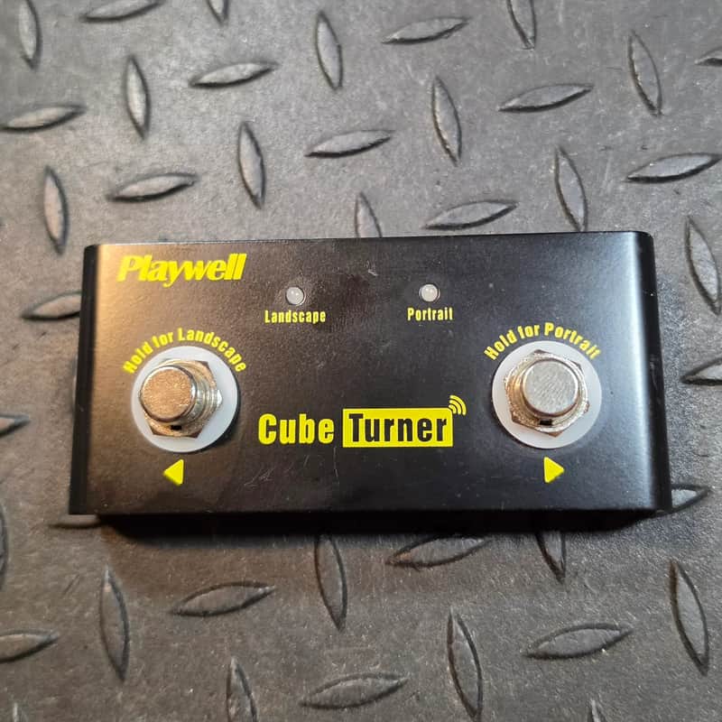 Playwell Cube Turner Wireless Page Turner Play well Controller image 1